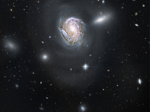 Картинка ngc4911 космос галактики туманности