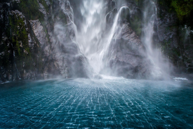 Обои картинки фото природа, водопады, скалы, вода