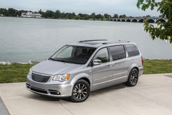 Картинка автомобили chrysler country town 2014г 30th anniversary rt