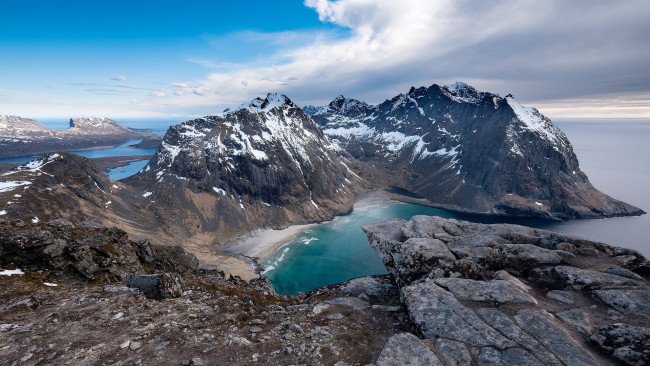 Обои картинки фото природа, горы, kvalvika, beach, arctic, norway