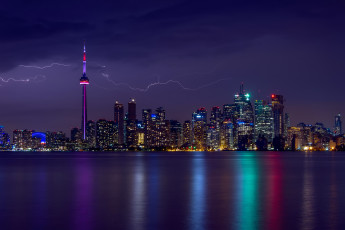 Картинка города торонто+ канада вечер торонто небо молния гроза свет подсветка дома огни