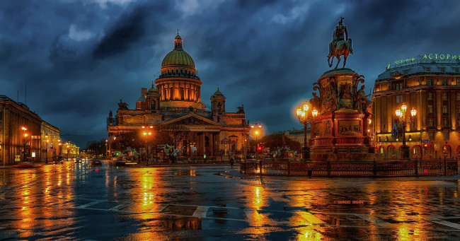 Обои картинки фото saint isaac`s cathedral and tsar nicholas i monument, города, санкт-петербург,  петергоф , россия, собор, площадь, ночь, статуя