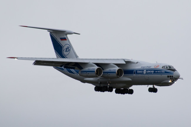 Обои картинки фото il-76td, авиация, грузовые самолёты, грузовик