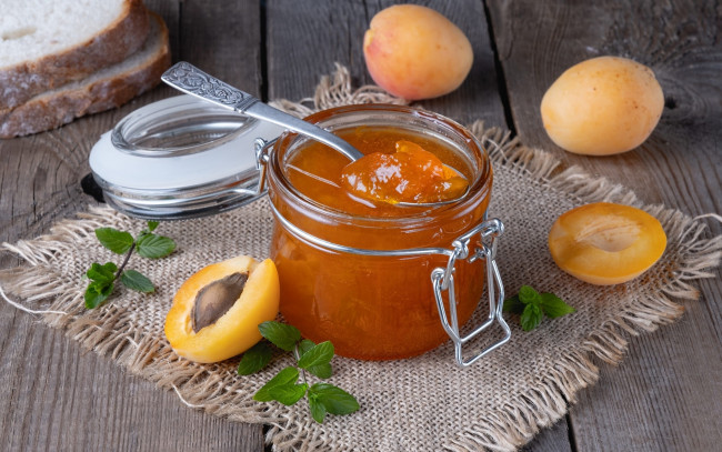 Обои картинки фото еда, мёд,  варенье,  повидло,  джем, абрикосовый, джем, абрикосы