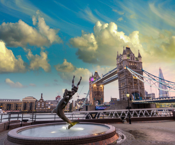 Обои картинки фото города, лондон , великобритания, мост, фонтан, лондон, дома
