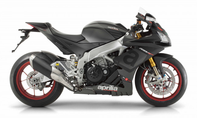 Обои картинки фото мотоциклы, aprilia, yamaha