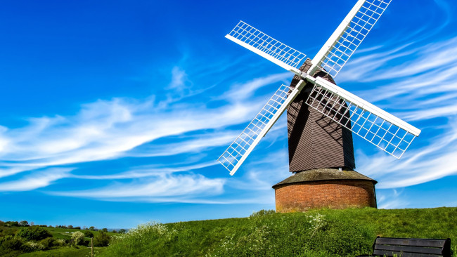 Обои картинки фото windmill at buckinghamshire, england, разное, мельницы, windmill, at, buckinghamshire