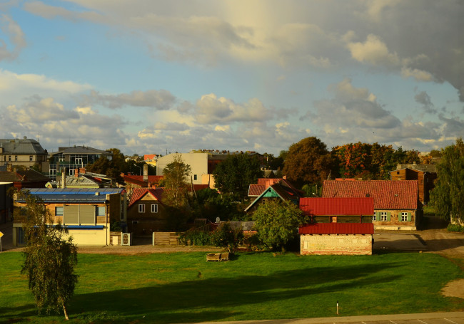 Обои картинки фото латвия, лиепая, города, пейзажи, улицы, дома