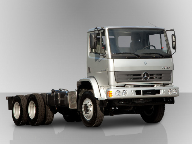 Обои картинки фото автомобили, mercedes trucks, atron