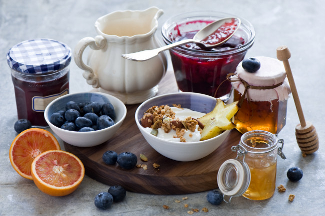 Обои картинки фото еда, разное, варенье, повидло, мёд, мюсли, ягоды