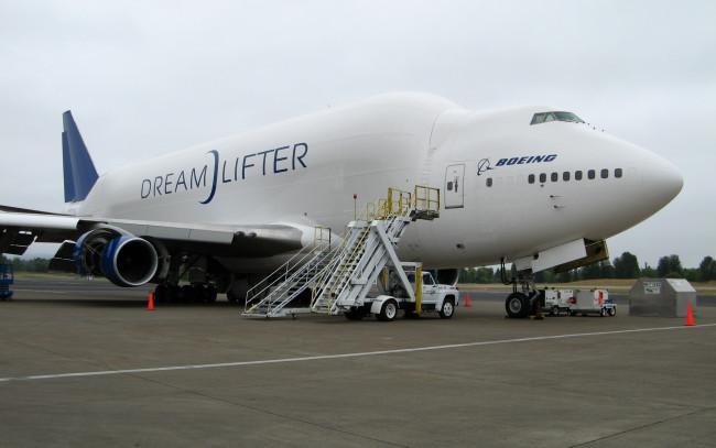 Обои картинки фото boeing, 747, авиация, грузовые, самолёты