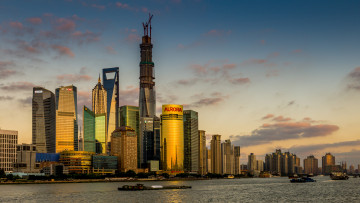 Картинка shining+shanghai города шанхай+ китай небоскребы баржи свет утро вода