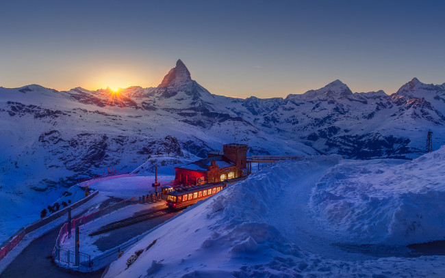 Обои картинки фото природа, восходы, закаты, зима, курорт, закат, февраль, небо, горы, альпы, швейцария, солнце
