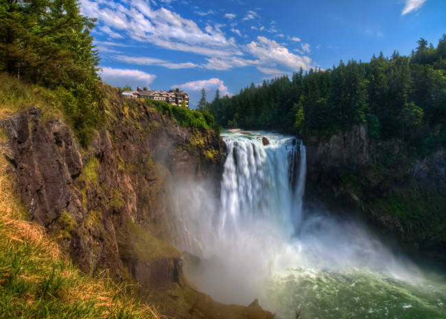 Обои картинки фото snoqualmie, falls, природа, водопады, поток, обрыв, дом