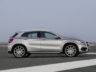 обоя автомобили, mercedes-benz, gla, 45, amg, x156, 2014г