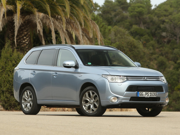 Обои картинки фото автомобили, mitsubishi, phev, outlander, 2012г