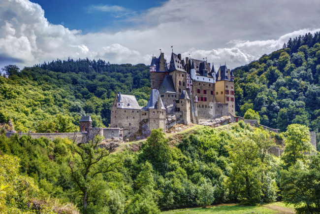 Обои картинки фото burg eltz германия, города, замки германии, замок, германия, eltz, burg, деревья