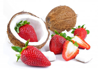 Картинка еда фрукты +ягоды клубника кокос орех ягоды