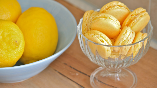 Обои картинки фото еда, разное, лимоны, макаруны