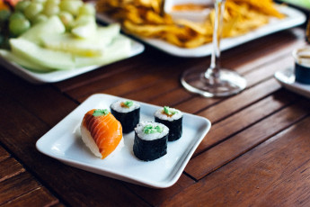 Картинка еда рыба +морепродукты +суши +роллы роллы кухня японская ассорти