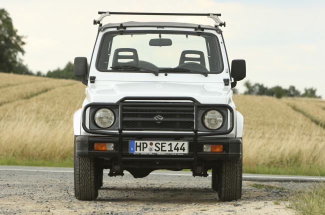 Обои картинки фото suzuki samurai swb 1990, автомобили, suzuki, samurai, swb, 1990