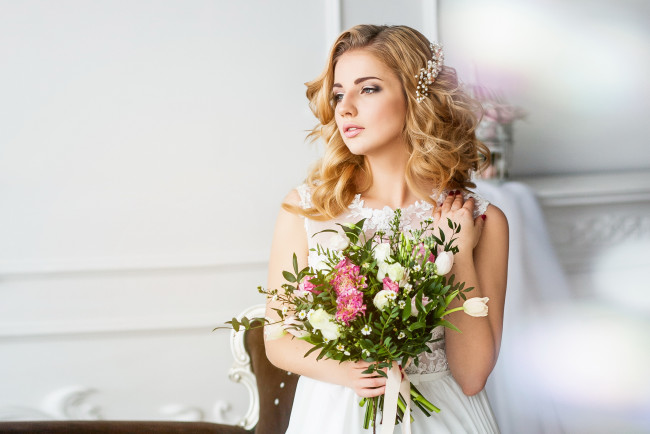Обои картинки фото девушки, -unsort , невесты, цветы, блондинка, невеста, букет