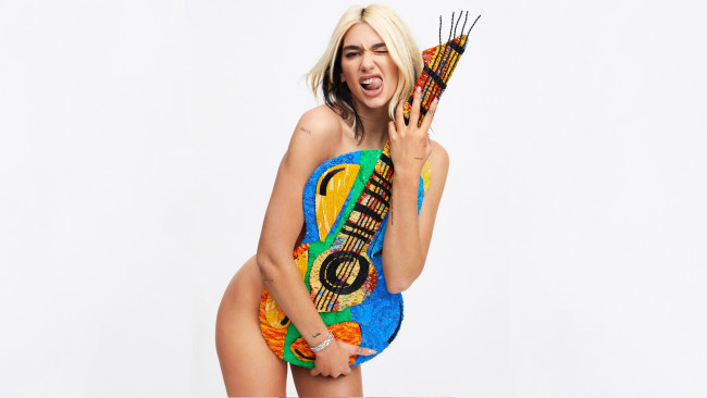Обои картинки фото музыка, dua lipa, тату, гримаса