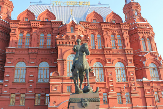 Обои картинки фото памятник, маршалу, советского, союза, жукову, города, москва, россия