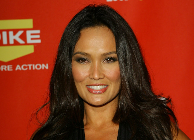 Обои картинки фото Tia Carrere, девушки, модель, тиа, каррере, сша, певица, актриса