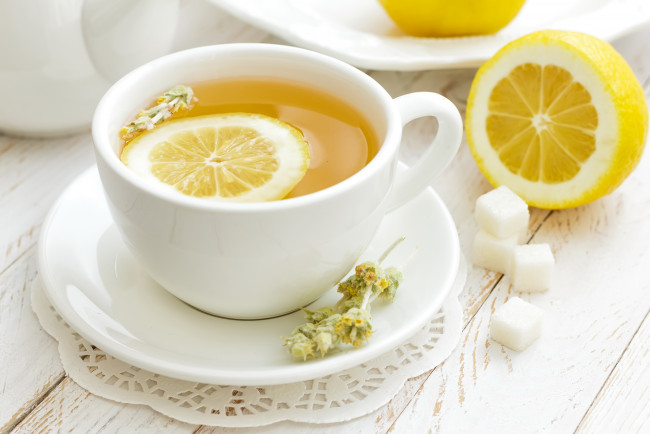 Обои картинки фото еда, напитки,  Чай, кружка, блюдце, чай, сахар, лимон
