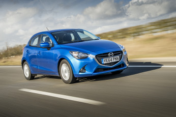 обоя автомобили, mazda, uk-spec, mazda2, синий, 2015г