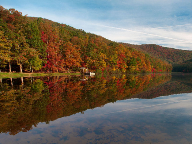 Обои картинки фото природа, реки, озера, деревья, отражение, озеро, осень, лес