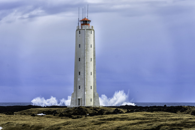 Обои картинки фото iceland, природа, маяки, исландия, прибой, побережье
