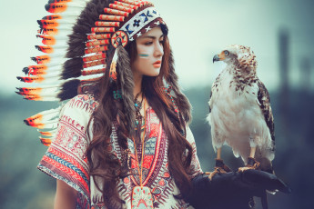 обоя разное, маски,  карнавальные костюмы, девушка, перья, индианка, дикий, запад, птица, хищник
