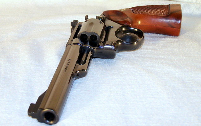 Обои картинки фото оружие, револьверы, пистолет, model, 19-3, smith, wesson