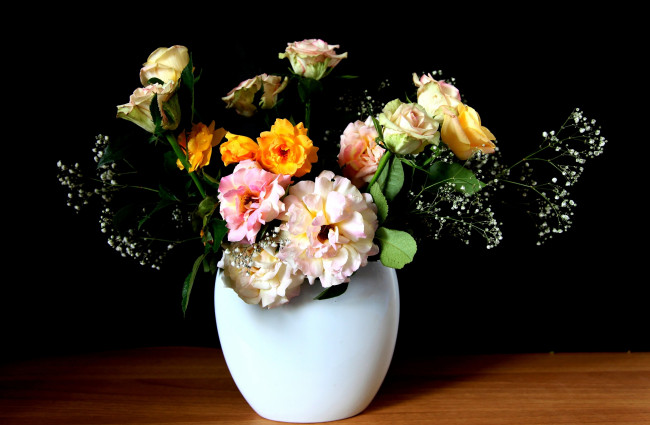 Обои картинки фото цветы, букеты, композиции, розы, гипсофила, ваза