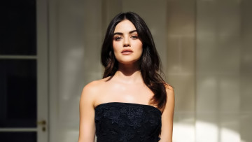 обоя девушки, lucy hale, брюнетка, лицо