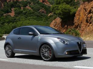 Картинка автомобили alfa+romeo mito verde 955 quadrifoglio 2014 г alfa romeo темный