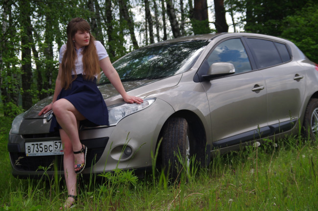 Обои картинки фото автомобили, -авто с девушками, renault, megane, iii