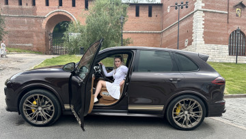 обоя автомобили, -авто с девушками, porsche, cayenne
