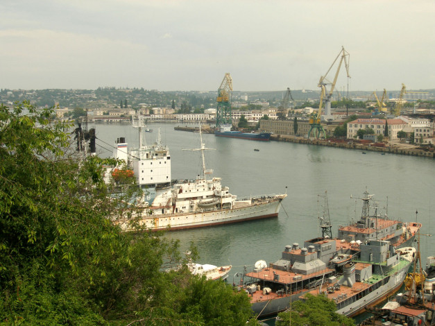 Обои картинки фото севастополь, корабли, порты, причалы