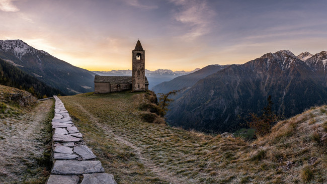 Обои картинки фото san romerio, brusio, switzerland, города, - католические соборы,  костелы,  аббатства, san, romerio