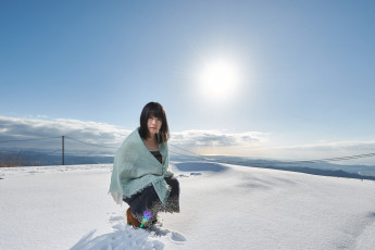 Картинка девушки -unsort+ азиатки азиатка зима солнце пейзаж небо девушка ryuichi miyazaki