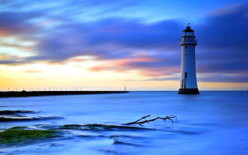обоя lighthouse, природа, маяки, штиль, море, маяк, берег
