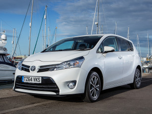 Картинка автомобили toyota uk-spec verso светлый 2013г