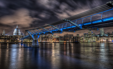 обоя millennium bridge, города, лондон , великобритания, огни, мост, река, ночь