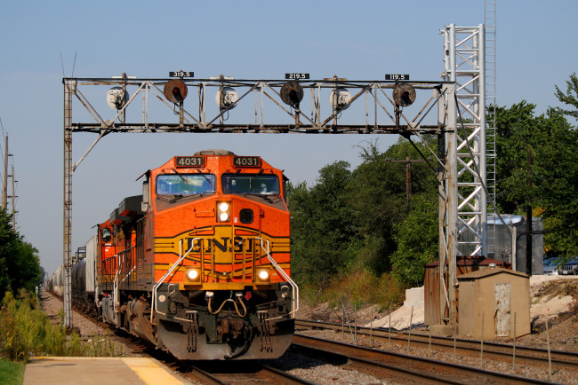 Обои картинки фото техника, поезда, дорога, рельсы, локомотив, состав, железная