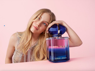 обоя sydney sweeney giorgio armani my way parfum campaign 2023, девушки, sydney sweeney, cидни, cуини, парфюм, актриса, мой, путь, giorgio, armani, beauty