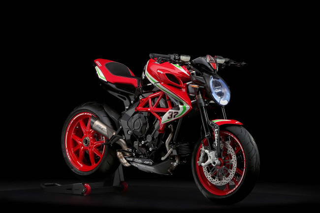 Обои картинки фото мотоциклы, mv agusta, mv