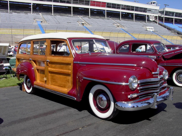 Обои картинки фото 1941, plymouth, woodie, classic, автомобили, выставки, уличные, фото